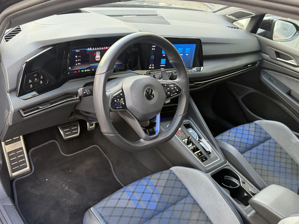 48629303-19.jpg