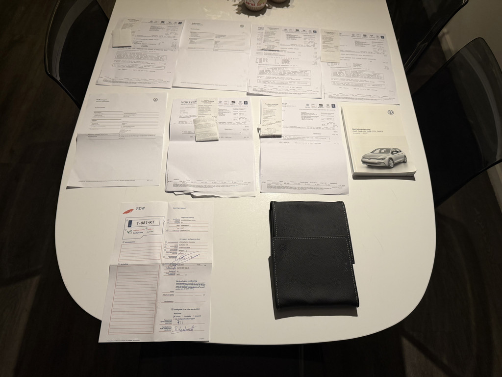 48629303-9.jpg
