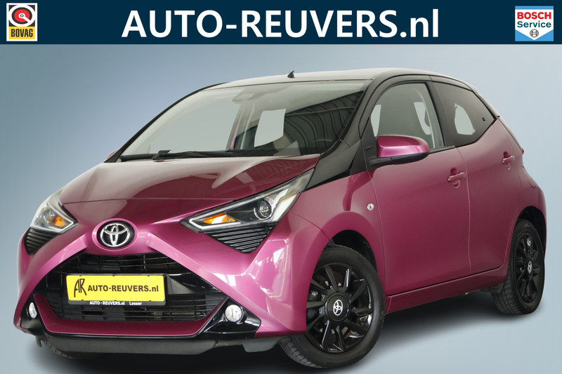 571767698-100
