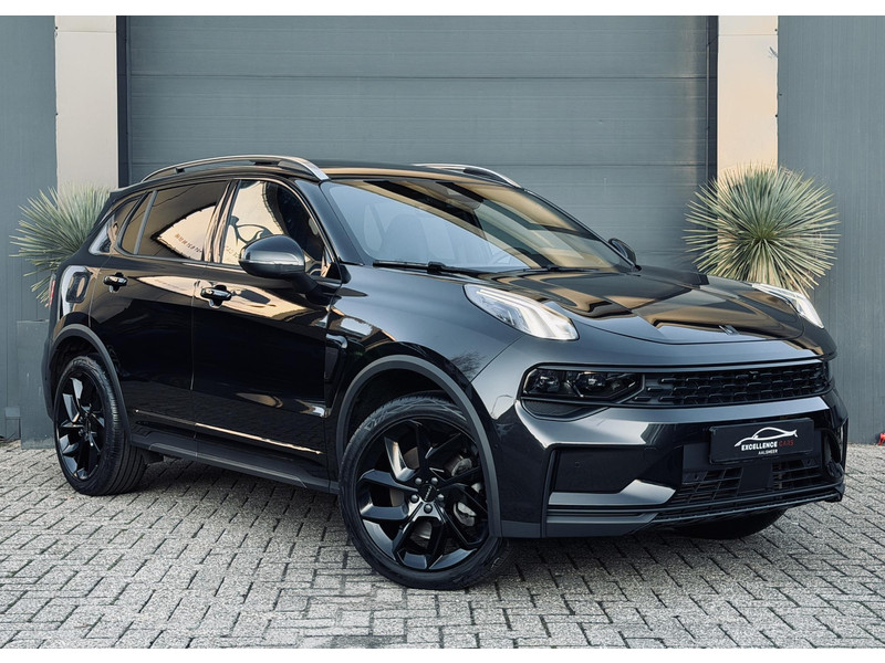 839278124-100